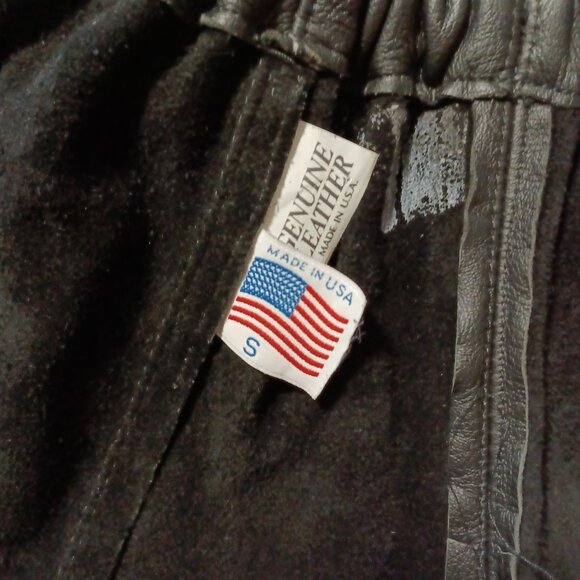 80s Vintage Black Leather Lace-Up Biker Shorts - Picture 8 of 13